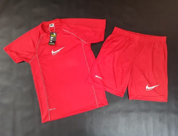 Conjunto Nike Adulto - Image 4